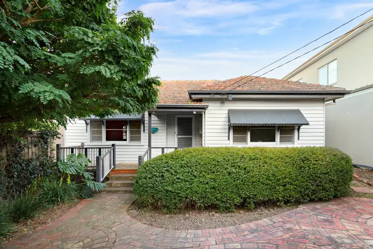 Main view of Homely unit listing, 1/5 Bennett Street, Burwood VIC 3125