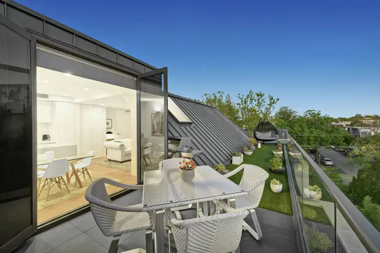304/15 Cromwell Road, South Yarra VIC 3141