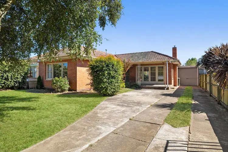 1124 Norman Street, Wendouree VIC 3355
