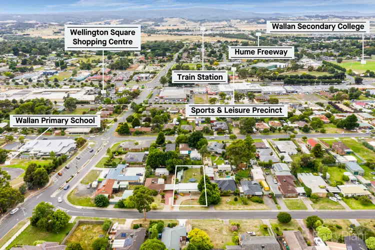 Second view of Homely house listing, 62 Raglan St, Wallan VIC 3756