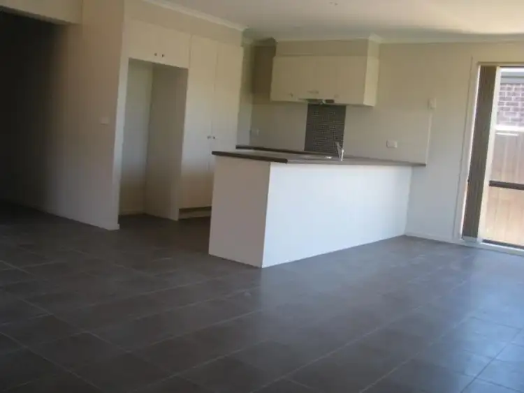 Second view of Homely house listing, 32 Howard Place, Deer Park VIC 3023