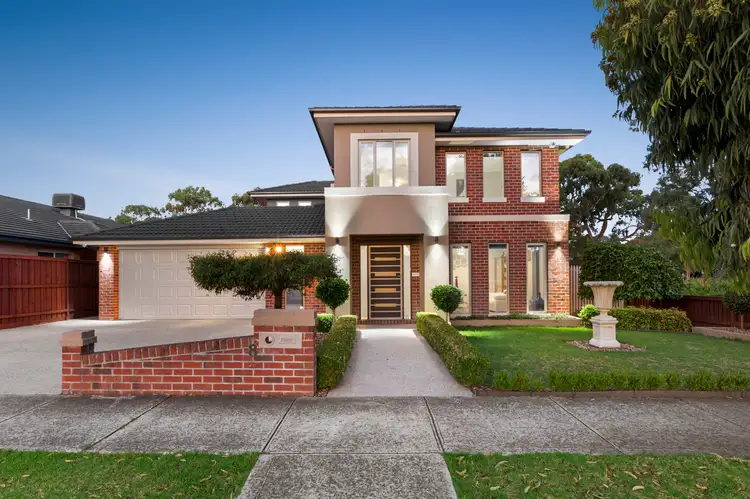 8 Mabel  Street, Doreen VIC 3754