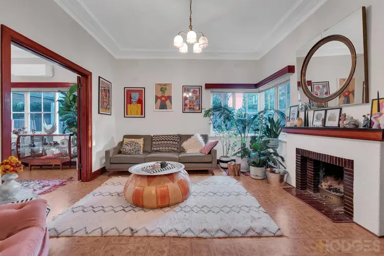 Second view of Homely house listing, 10 Wilson Street, Bentleigh VIC 3204