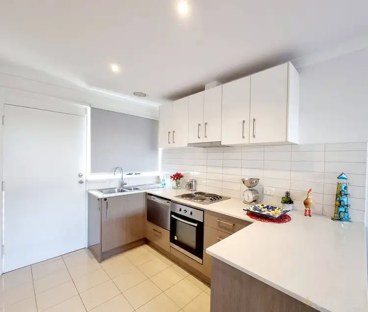 Second view of Homely unit listing, 2/12 Swanpool Avenue, Chelsea VIC 3196