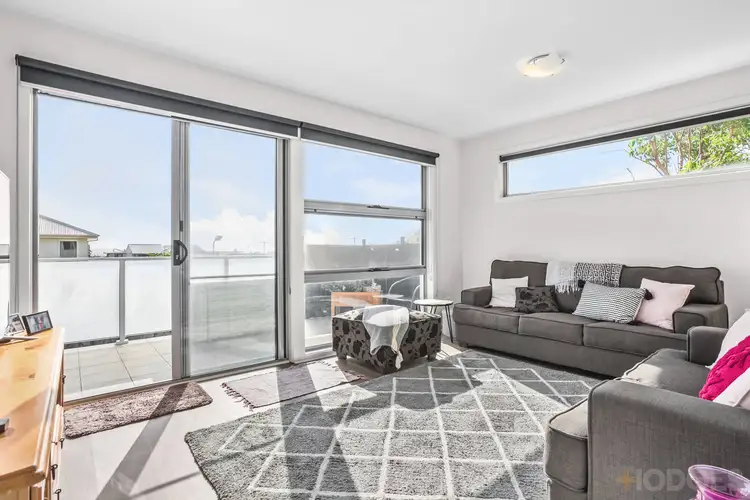 10/5 Maury Road, Chelsea VIC 3196