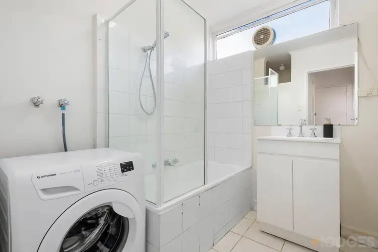 Sixth view of Homely apartment listing, 2/199 Hotham Street, Ripponlea VIC 3185