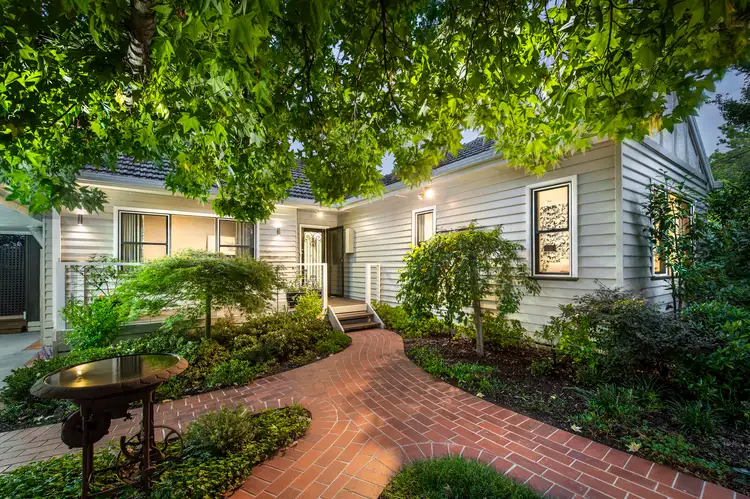 13 Morden Court, Nunawading VIC 3131
