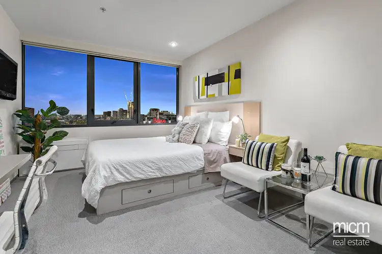 1305/181 ABeckett Street, Melbourne VIC 3000
