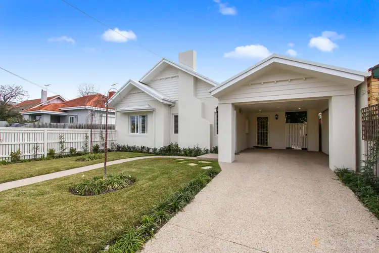 21A Sixth Street, Parkdale VIC 3195