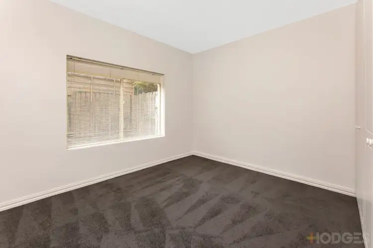 Fourth view of Homely apartment listing, 2/28 Warrigal Road, Parkdale VIC 3195