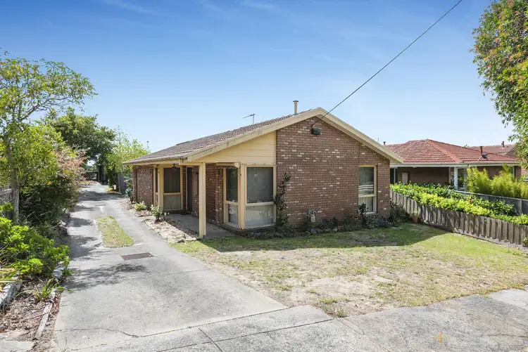 1/7 Saint Johns Avenue, Frankston VIC 3199