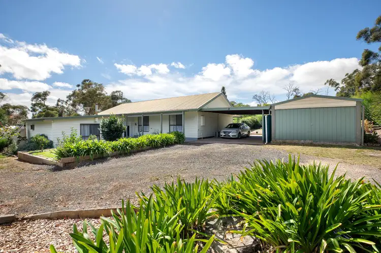 2 Carter Street, Broomfield VIC 3364
