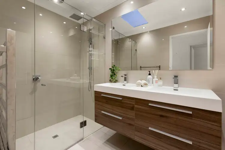 Fourth view of Homely unit listing, 1/206 High Street, Templestowe Lower VIC 3107