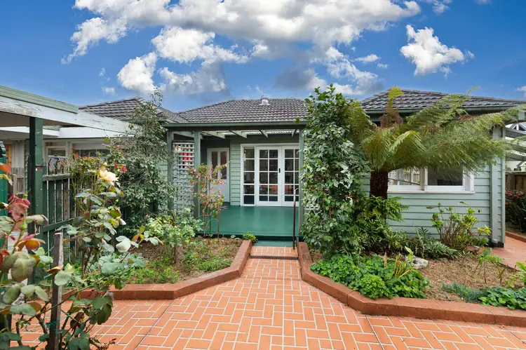 11 Lusk Drive, Vermont VIC 3133