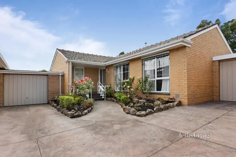 Main view of Homely villa listing, 4/48 Pasadena Crescent, Bentleigh East VIC 3165