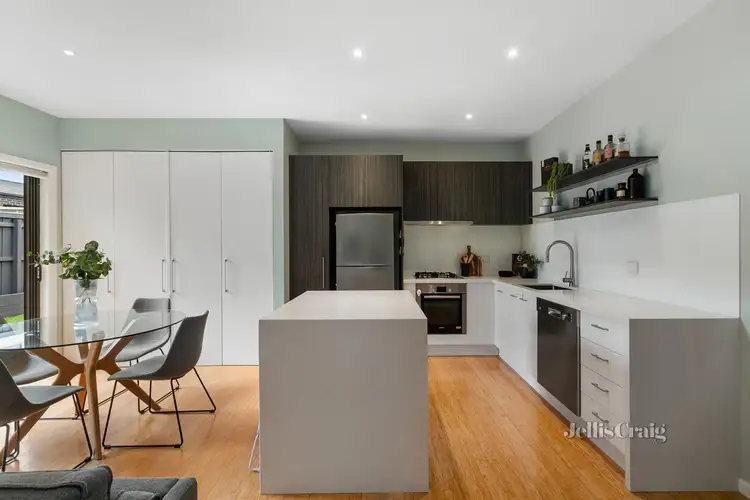 Fourth view of Homely townhouse listing, 2/39 Paschal Street, Bentleigh VIC 3204