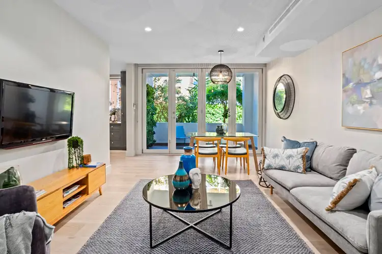 Second view of Homely unit listing, 8/33 Irving Road, Toorak VIC 3142