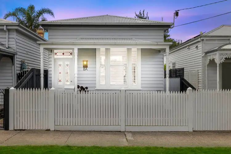 8a Normanby Street, Hughesdale VIC 3166