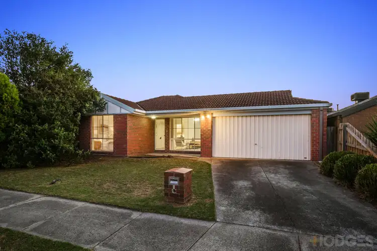 8 Wildoer Drive, Aspendale Gardens VIC 3195