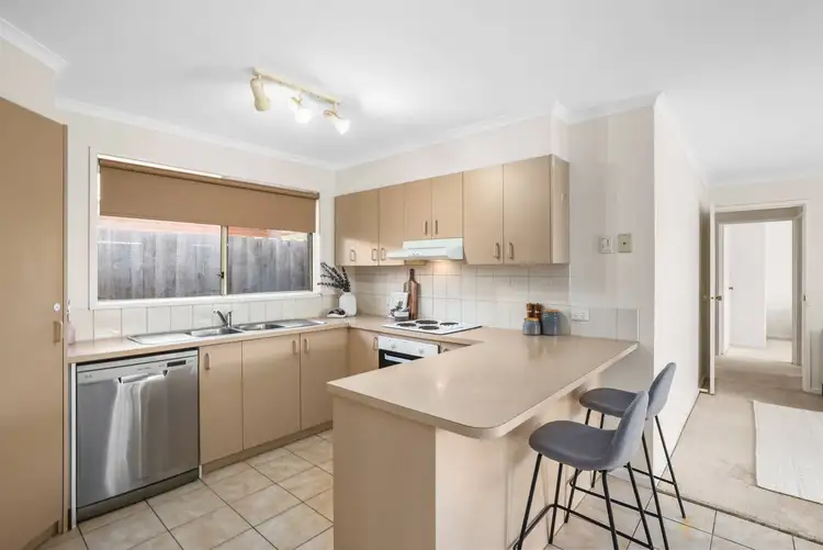 Sixth view of Homely house listing, 8 Wildoer Drive, Aspendale Gardens VIC 3195