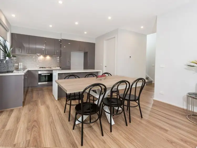 2/62 Lloyd Street, Heidelberg Heights VIC 3081