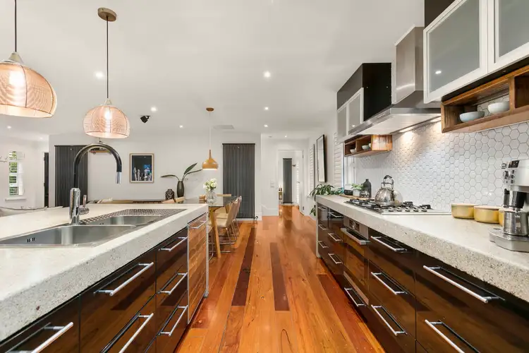 Fifth view of Homely townhouse listing, 2/67 Tobruk Avenue, Heidelberg West VIC 3081