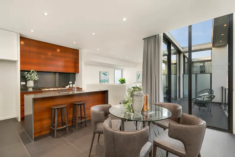 Third view of Homely townhouse listing, 4/2-4 Old Heidelberg Road, Alphington VIC 3078