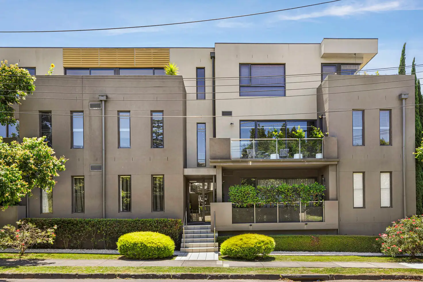 Main view of Homely apartment listing, 4/561 Glenferrie Road, Hawthorn VIC 3122