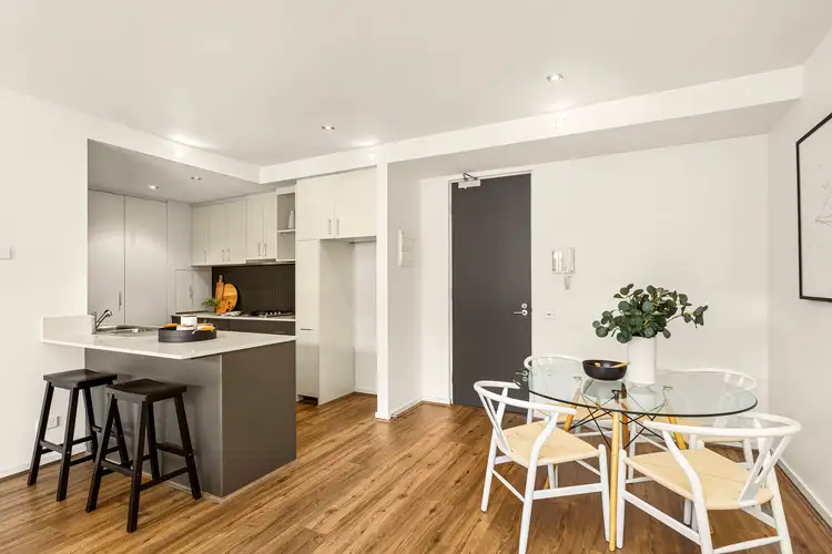 Fifth view of Homely apartment listing, 4/561 Glenferrie Road, Hawthorn VIC 3122