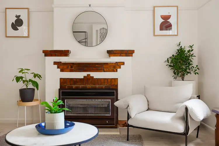 Third view of Homely apartment listing, 2/11 Lennox Street, Hawthorn VIC 3122