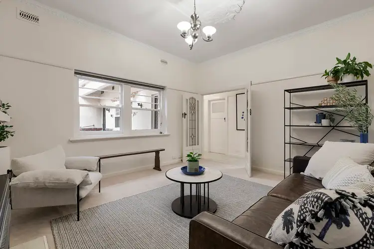 Fourth view of Homely apartment listing, 2/11 Lennox Street, Hawthorn VIC 3122