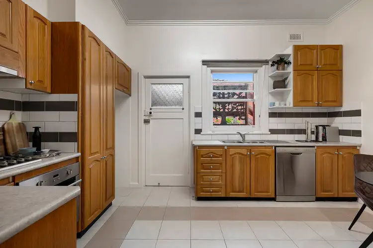Fifth view of Homely apartment listing, 2/11 Lennox Street, Hawthorn VIC 3122