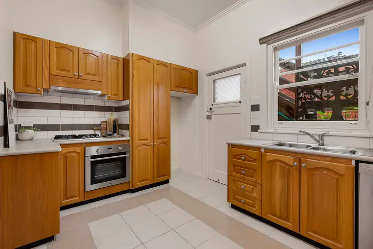 Sixth view of Homely apartment listing, 2/11 Lennox Street, Hawthorn VIC 3122
