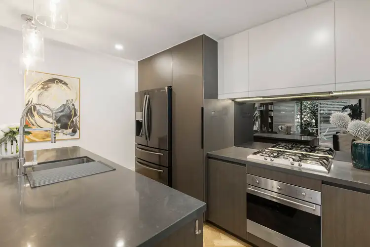 Sixth view of Homely townhouse listing, 1/5-7 Cecil Street, Kew VIC 3101