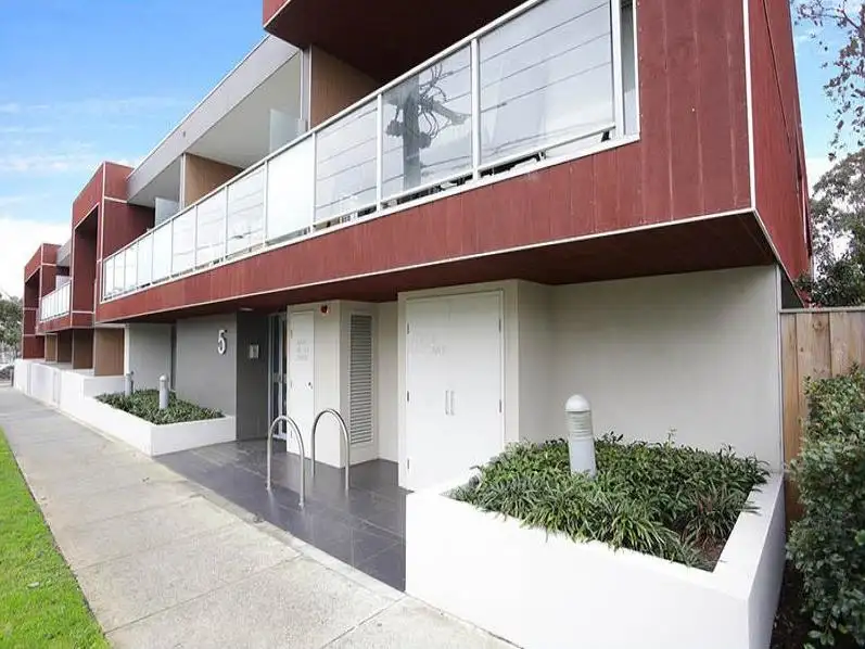 Main view of Homely apartment listing, 9/5 Bear Street, Mordialloc VIC 3195