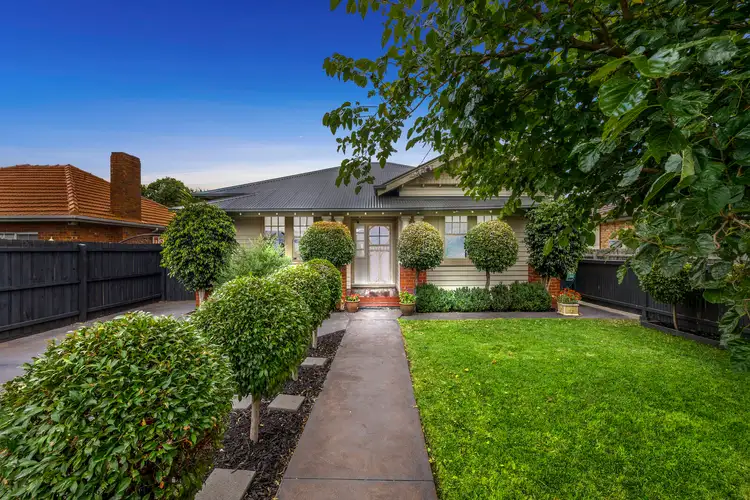 1/3 Knight Street, Clayton South VIC 3169