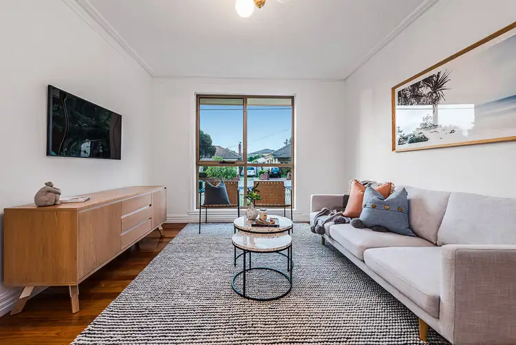 Second view of Homely house listing, 2/52 Murrumbeena Crescent, Murrumbeena VIC 3163