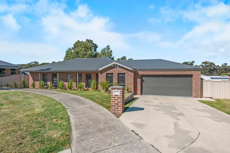 9 Linsdell Court, Canadian VIC 3350