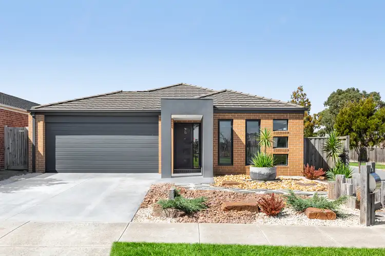 27 Meander Road, Doreen VIC 3754