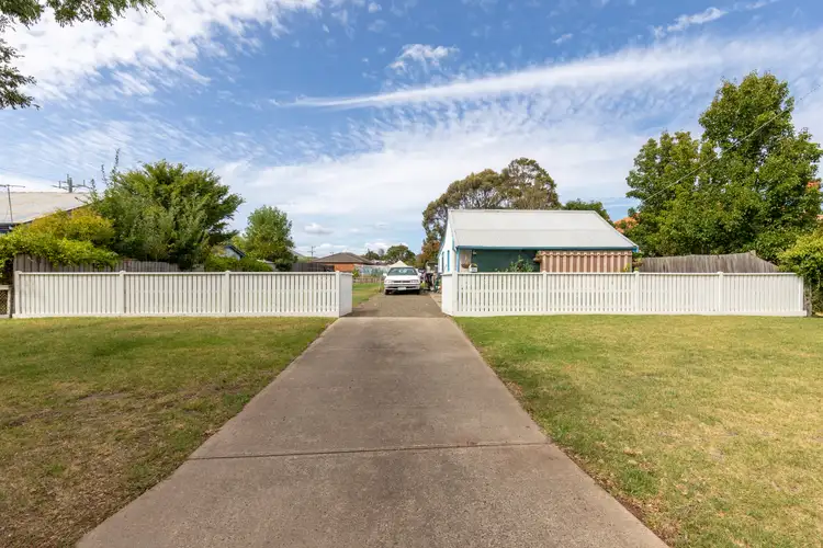 96 Fitzroy Street, Sale VIC 3850