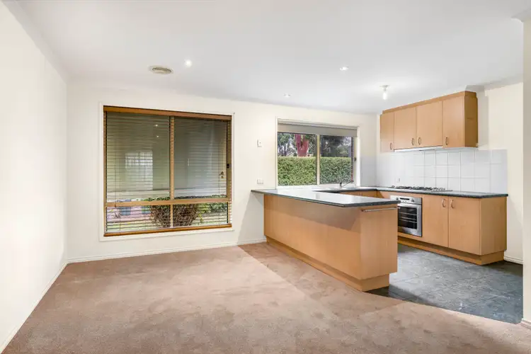 Fourth view of Homely house listing, 2 Stringybark Circuit, Pakenham VIC 3810
