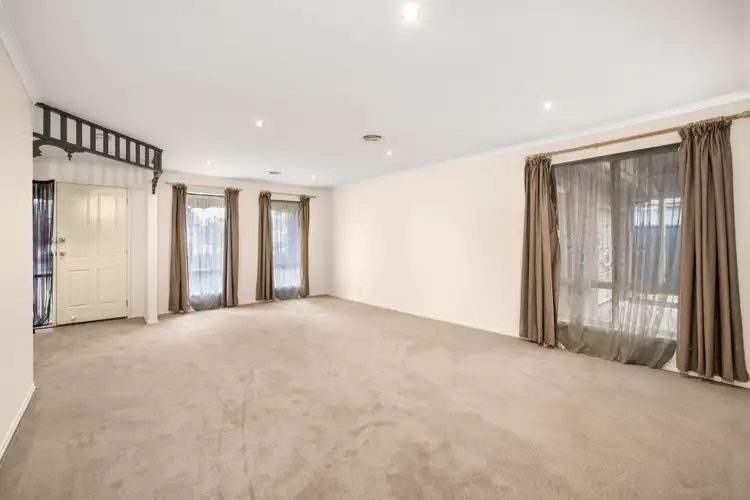 Sixth view of Homely house listing, 2 Stringybark Circuit, Pakenham VIC 3810