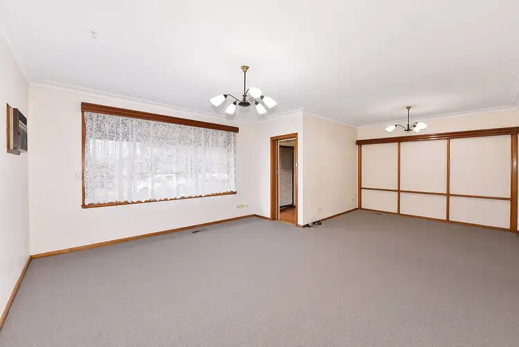 Third view of Homely house listing, 6 St Agnes Court, Avondale Heights VIC 3034