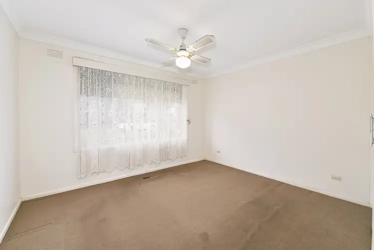 Fourth view of Homely house listing, 6 St Agnes Court, Avondale Heights VIC 3034