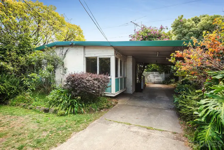 Second view of Homely house listing, 5 Abbot Court, Glen Waverley VIC 3150