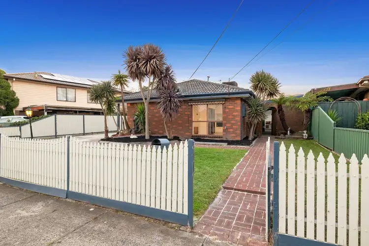 Main view of Homely house listing, 6 Hinkler Avenue, Sebastopol VIC 3356