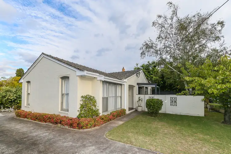 Main view of Homely unit listing, 1/7 Tower Place, Hawthorn East VIC 3123