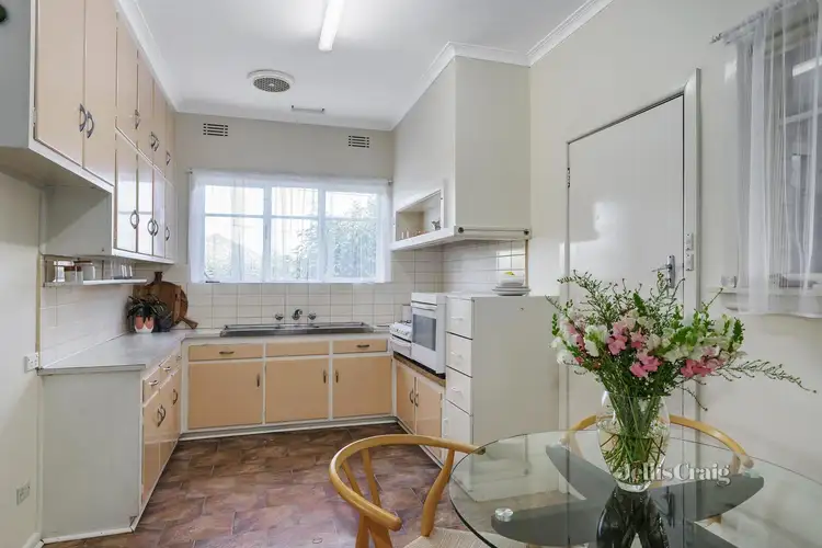 Fourth view of Homely house listing, 1 Neil Court, Bentleigh East VIC 3165