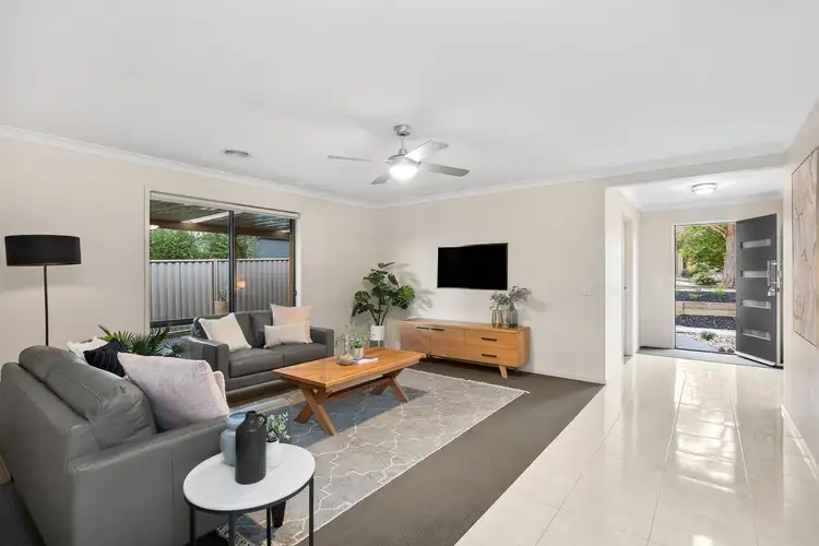 Second view of Homely house listing, 25 Imperial Way, Canadian VIC 3350