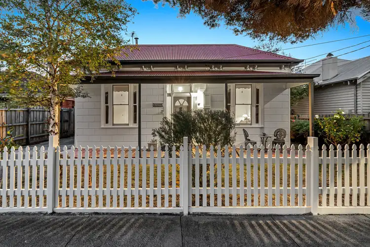 19 Bishop Street, Oakleigh VIC 3166